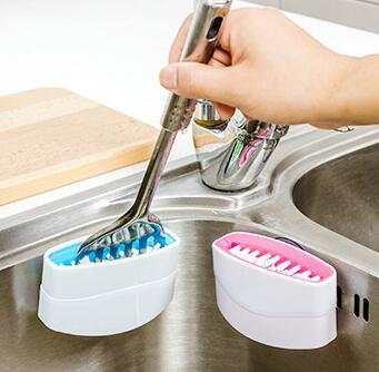 Creative Kitchen Knife Cleaning Brush -- Comes Safe With Suction Cup .