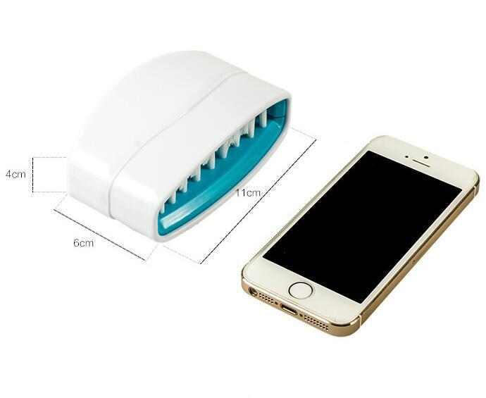 Creative Kitchen Knife Cleaning Brush -- Comes Safe With Suction Cup .