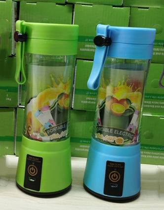 Portable Blender -- Safe USB Rechargeable Mini Juicer for Smoothies ..