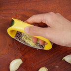 Stainless Steel Garlic Press – Heavy-Duty Rustproof Garlic Crusher....