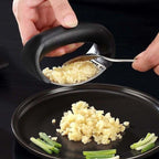 Stainless Steel Garlic Press – Heavy-Duty Rustproof Garlic Crusher....