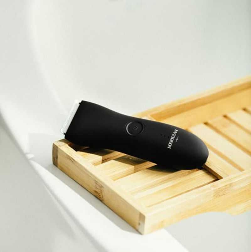 Waterproof Cordless Electric Body Hair Trimmer - Shower & USB Charge .